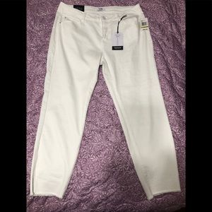 Kensie jeans (Skinny crop) size 14/32